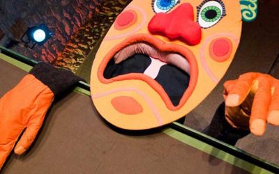 Titiriteros de Binéfar: “En la boca del lobo”